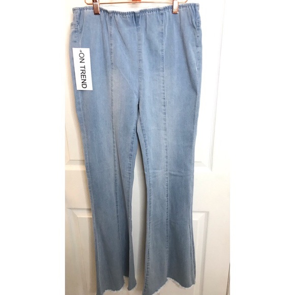 High Rise Flare Stretchy Jeans ✨ - Picture 2 of 8